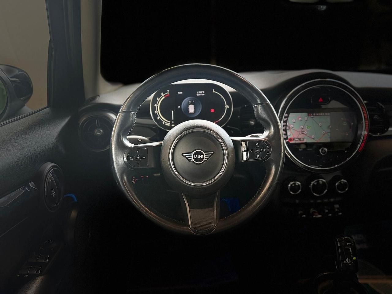 Mini 1.5 Cooper Business