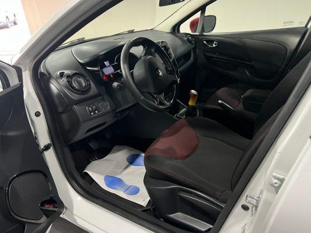 RENAULT Clio 1.2 75CV 5 porte Costume National