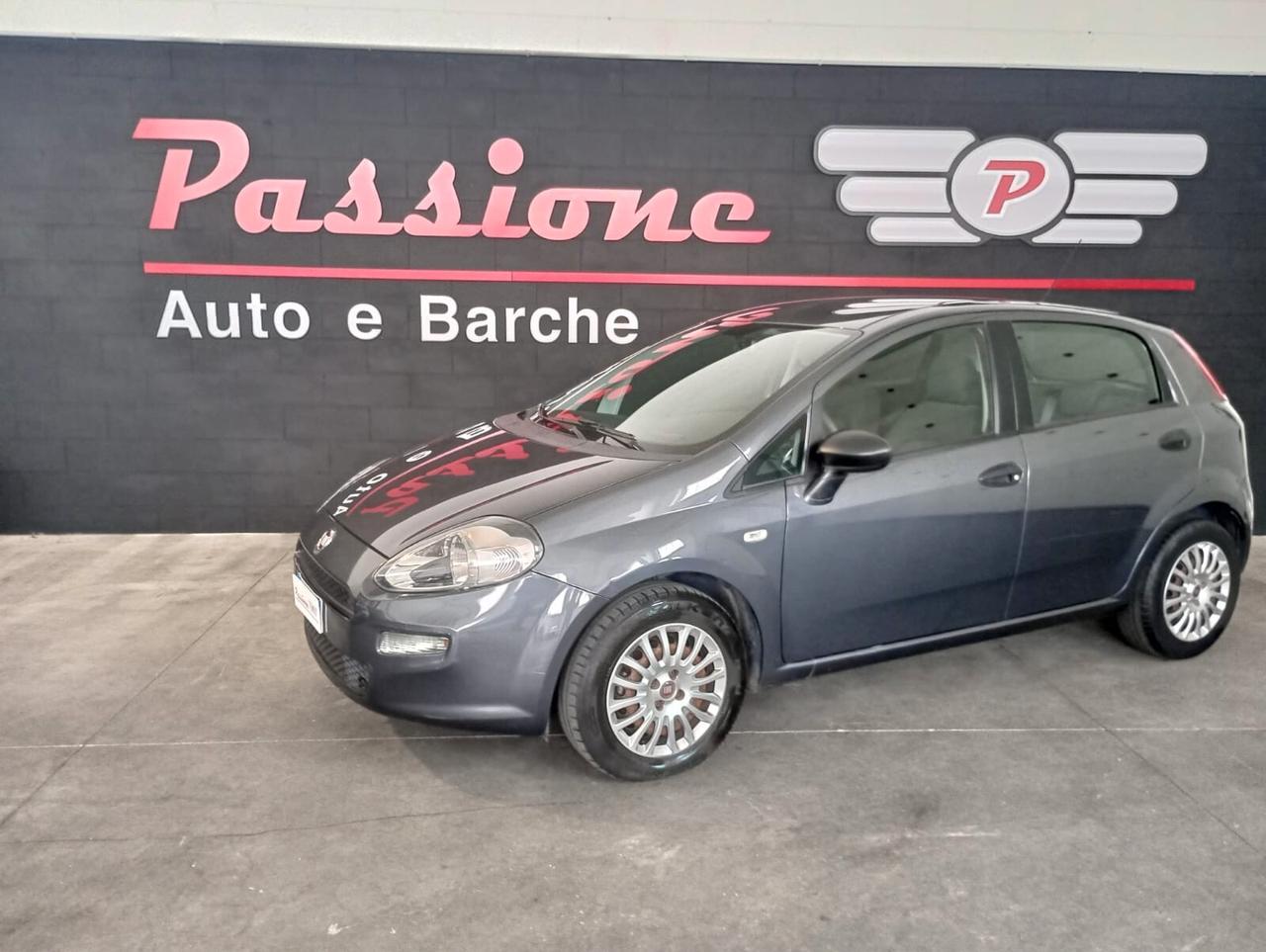 Fiat Punto 1.3 MJT 75 CV 5 porte Street