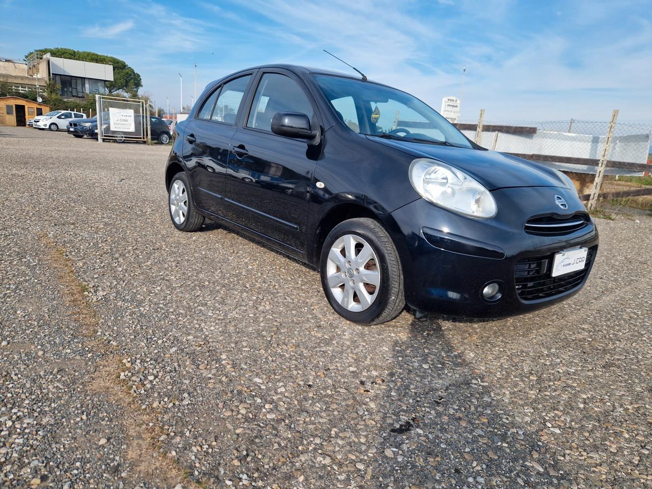 Nissan Micra benzina 98 cavalli