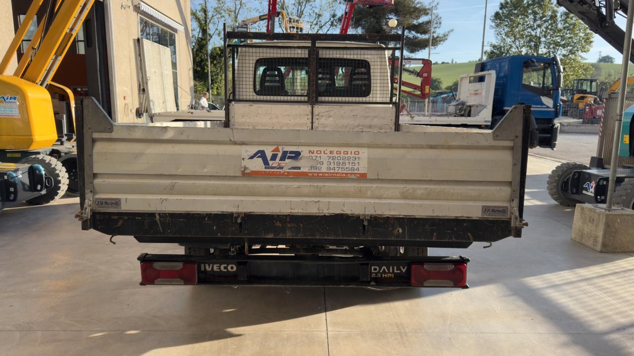 232 - Iveco 35/E4 Ribaltabile Trilaterale