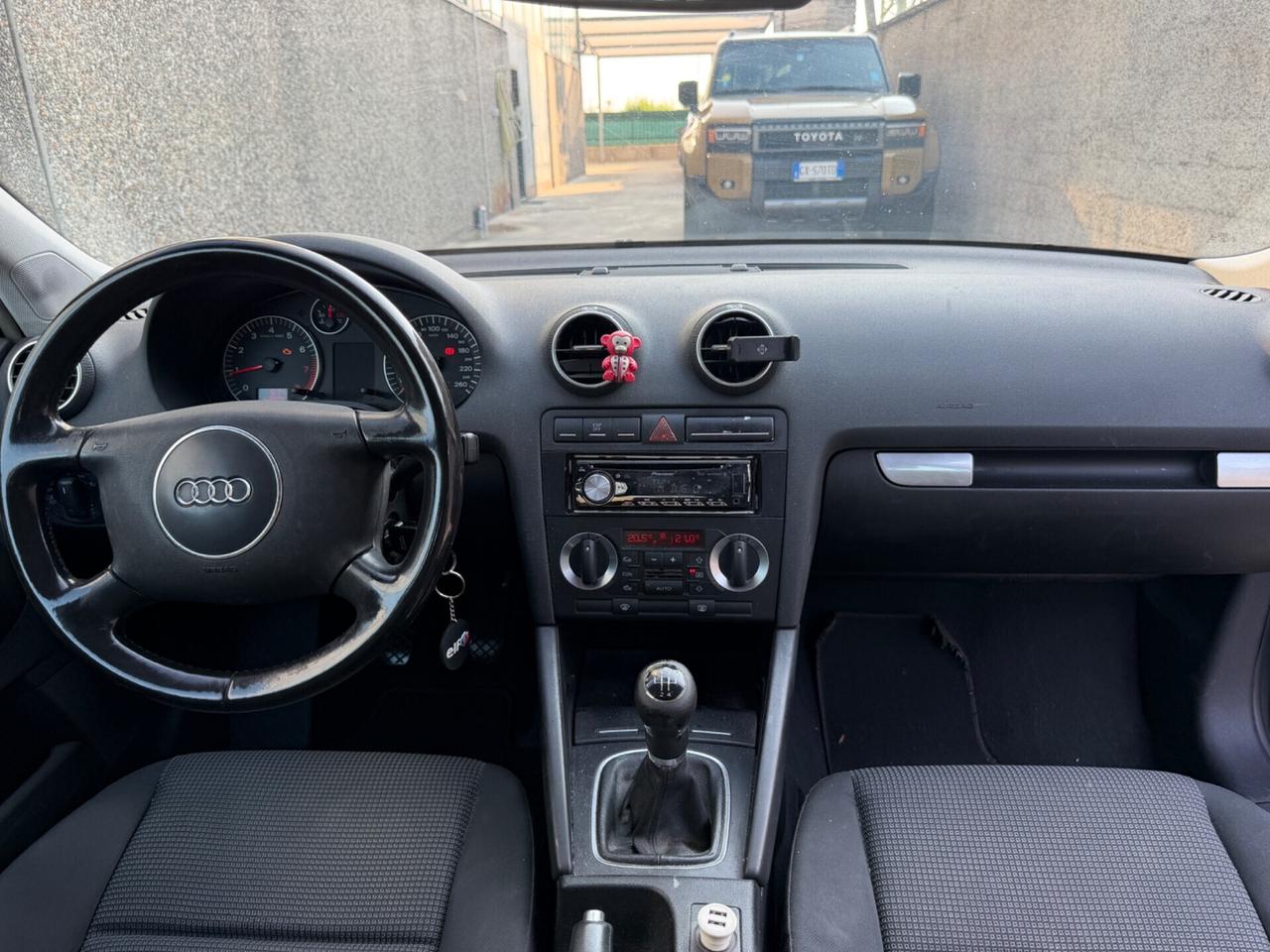 AUDI A3 SPORT-BACK 1.6 BENZINA EURO4 CLIMA FUNZIONATE