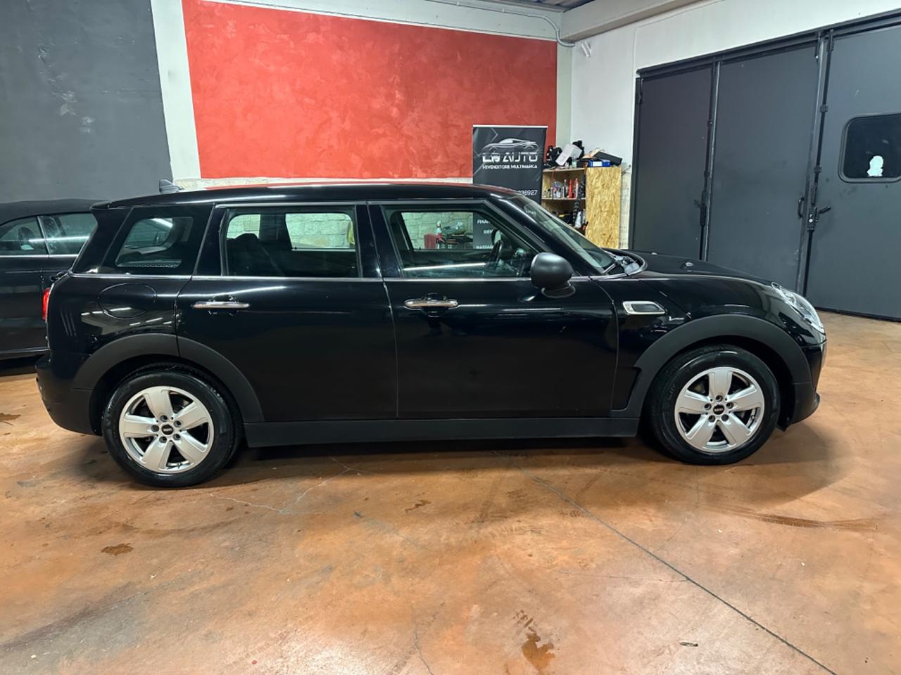Mini Cooper D Clubman 1.5 One Business Automatica
