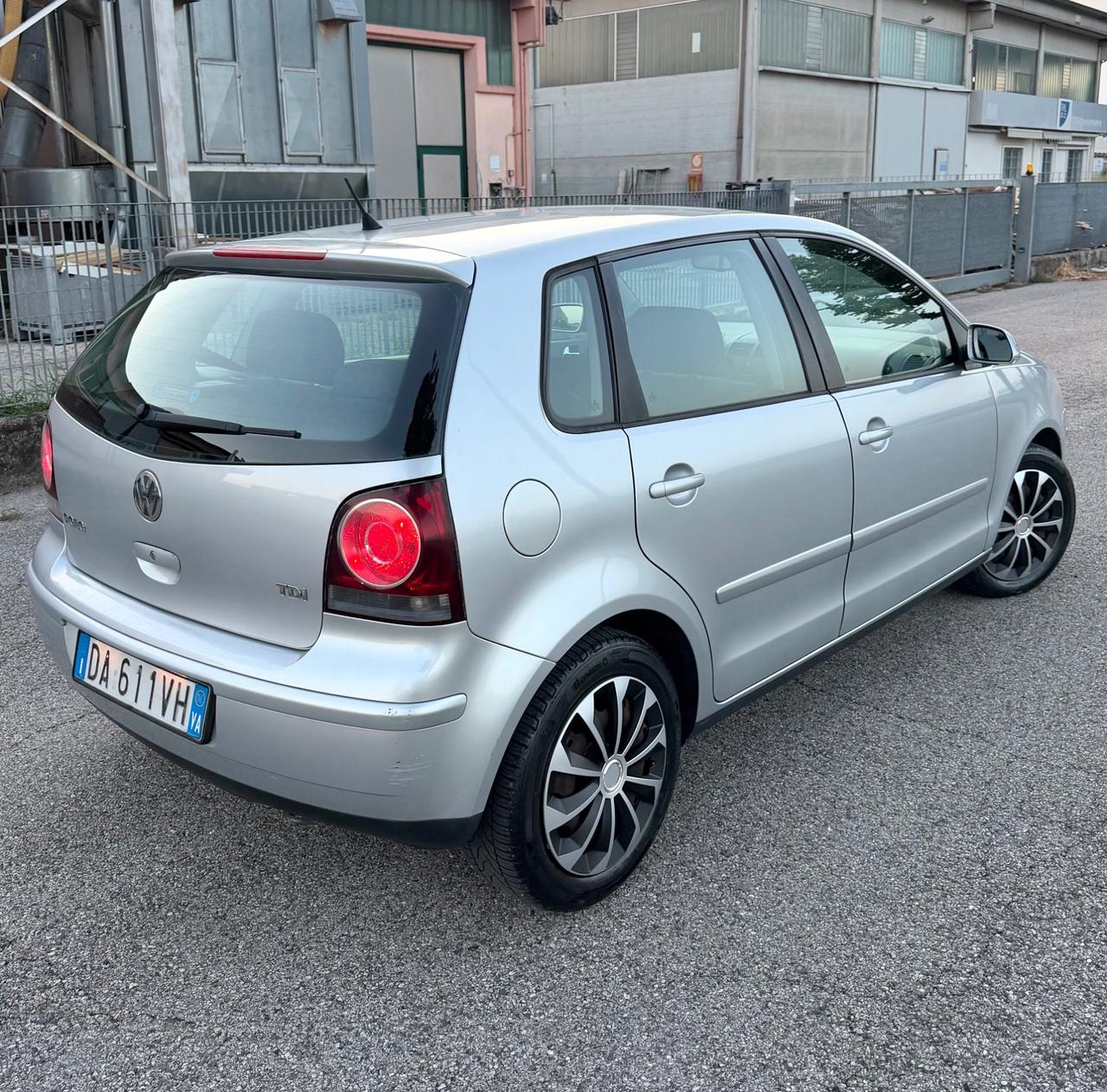 Volkswagen Polo 1.4/80CV TDI 5p. Sportline