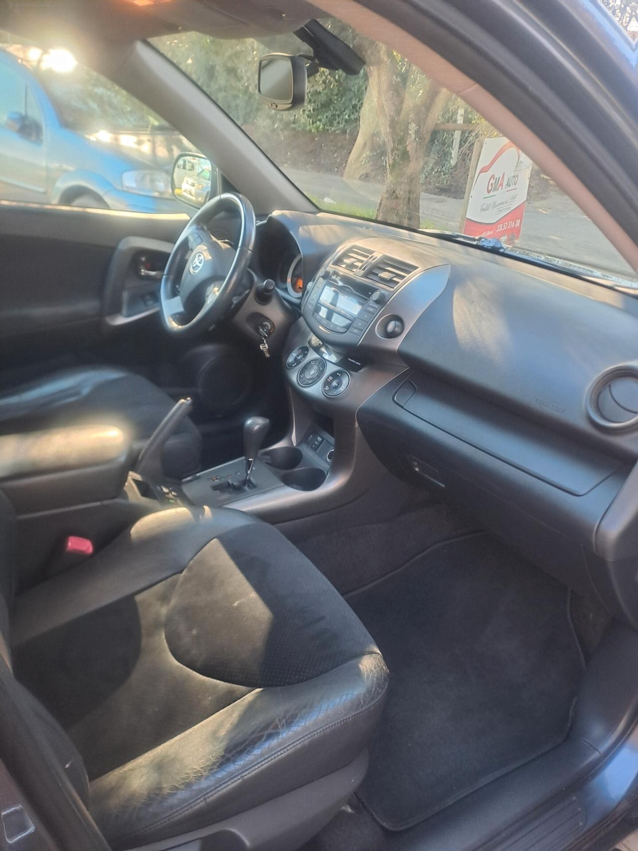 Toyota RAV 4 RAV4 Crossover 2.2 D-Cat A/T 150 CV Style