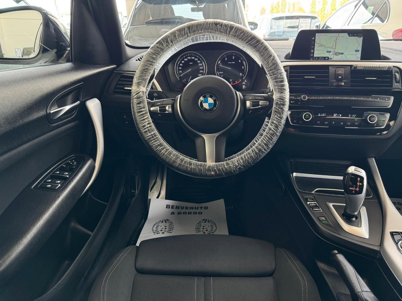 Bmw 118 118d 5p. Msport