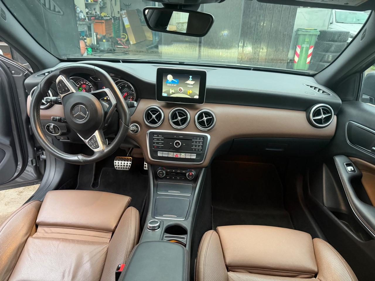 Mercedes-benz A 200 d Automatic 4Matic Premium AMG