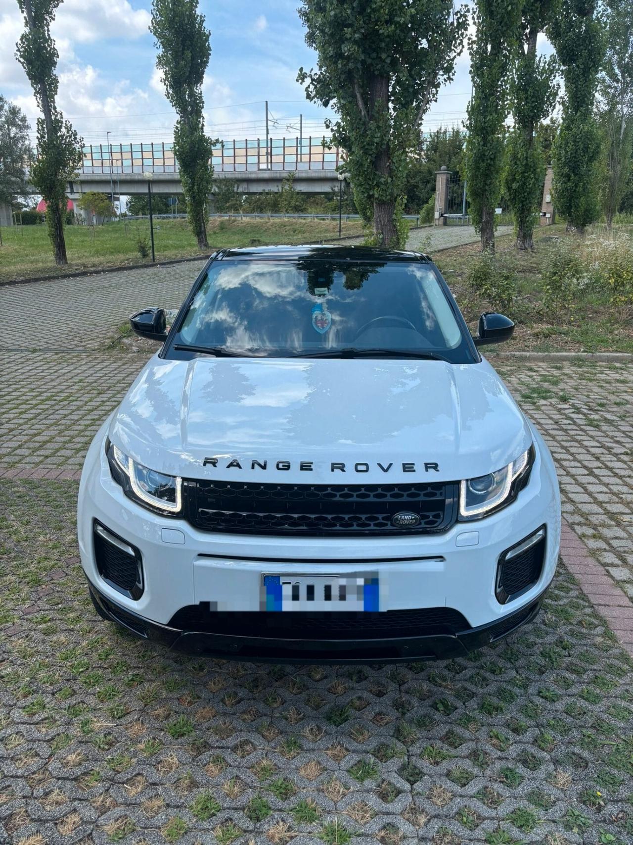Land Rover Range Evoque 2.0 TD4 150 CV 5p. SE Dynamic