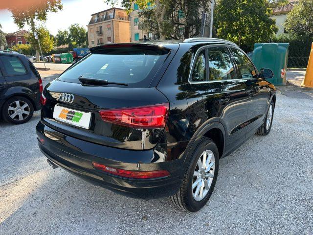 AUDI Q3 2.0 TDI 120 CV Business