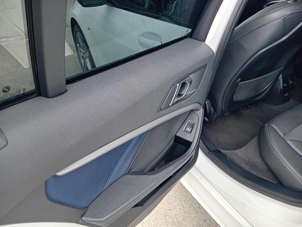Bmw 116 116d 5p. Sport