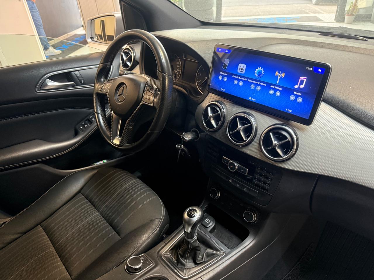 Mercedes-benz B 180 BlueEFFICIENCY Premium
