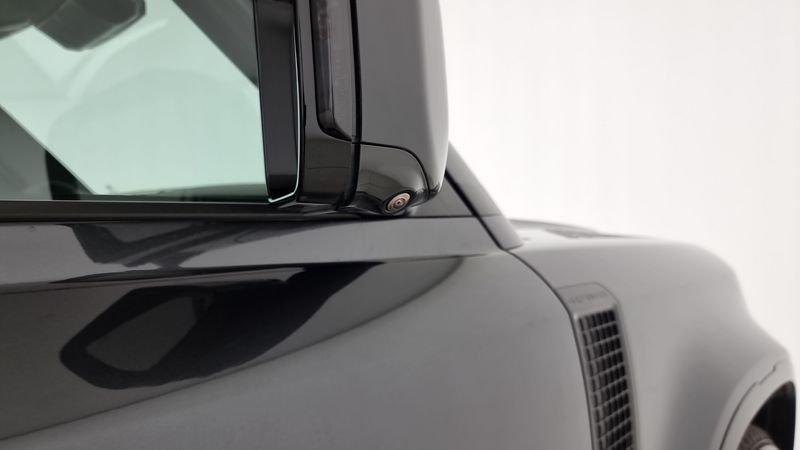 Land Rover Defender 110 3.0d i6 mhev X-Dynamic SE awd 200cv auto