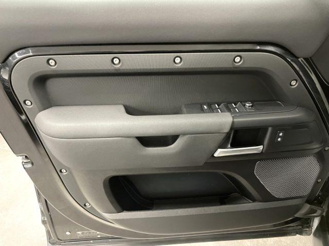 LAND ROVER Defender 110 2.0 SD4 AWD HSE