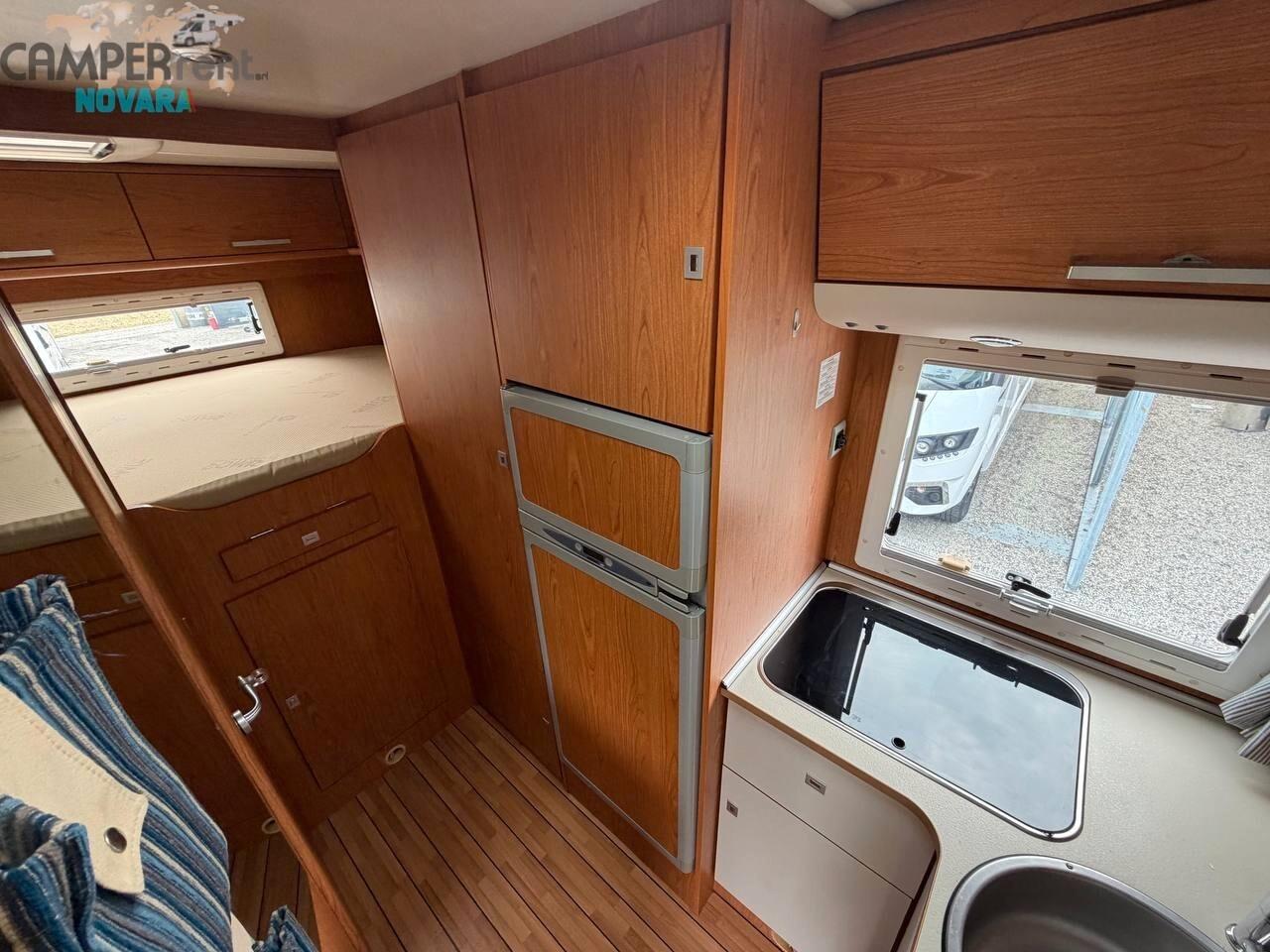 Rimor EUROPER 87 PLUS - SEMINTEGRALE LETTO MATRIMONIALE E GARAGE