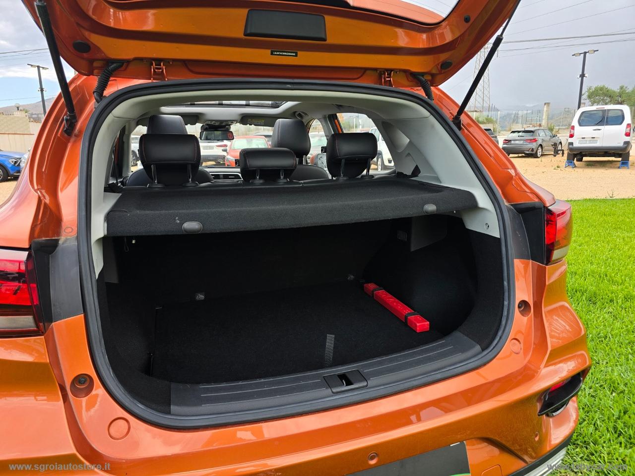 MG ZS 1.0T-GDI Luxury TETTUCCIO
