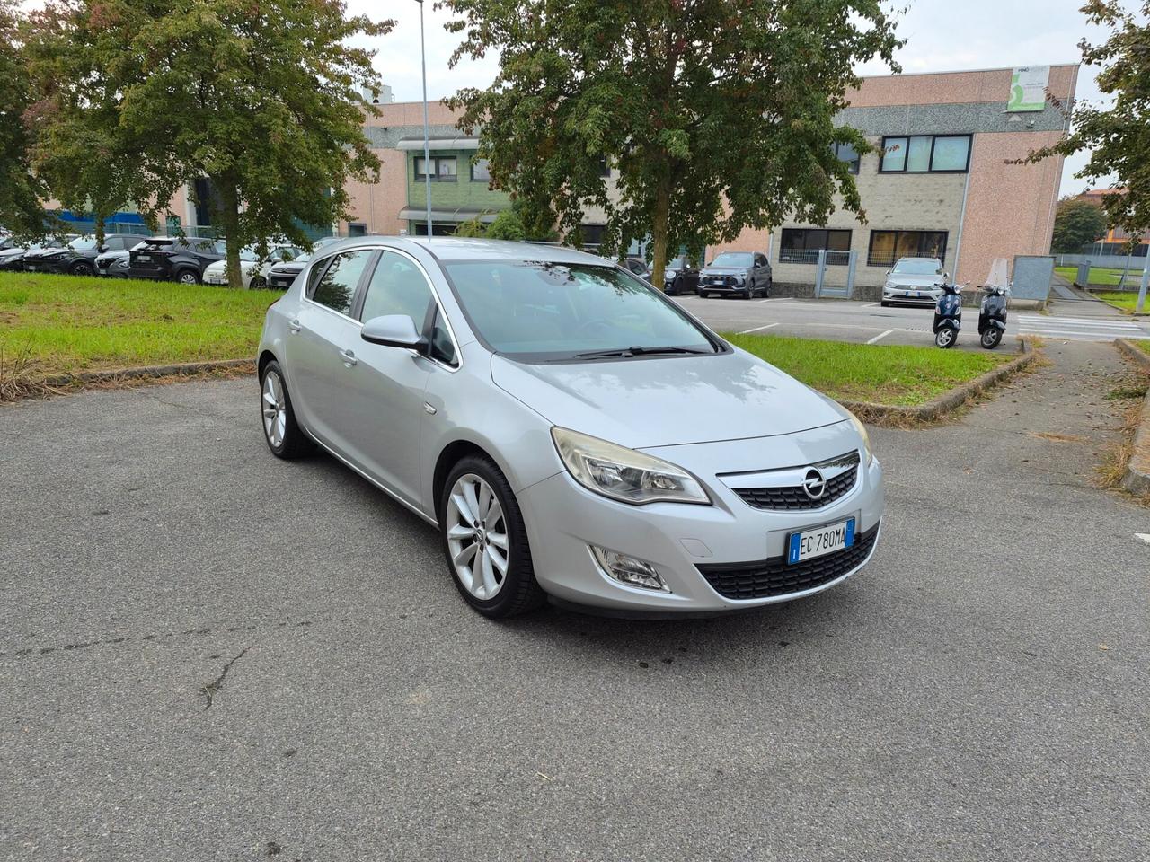 Opel Astra 1.4 Turbo 140CV 5 porte Cosmo