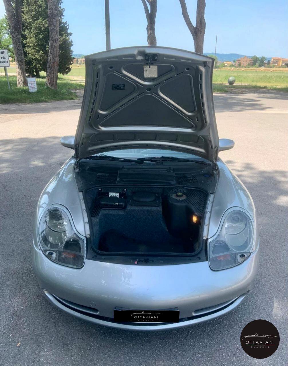 Porsche 911 996 Carrera 4