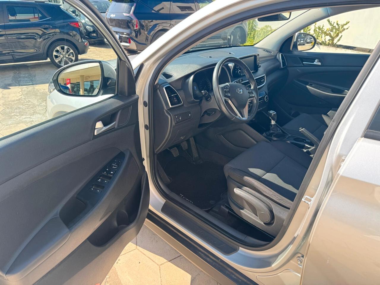 HYUNDAI TUCSON 1.6 CRDI MANUALE DIESEL.