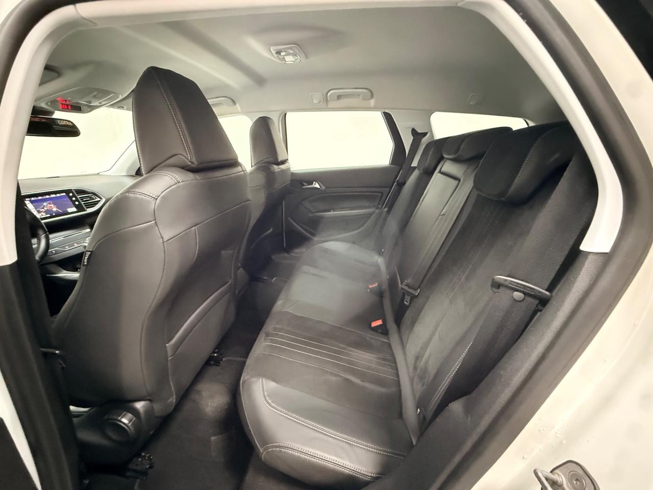 Peugeot 308 1.6 BHDi 120 cv EAT6 SW Allure 07/2016 Euro 6B