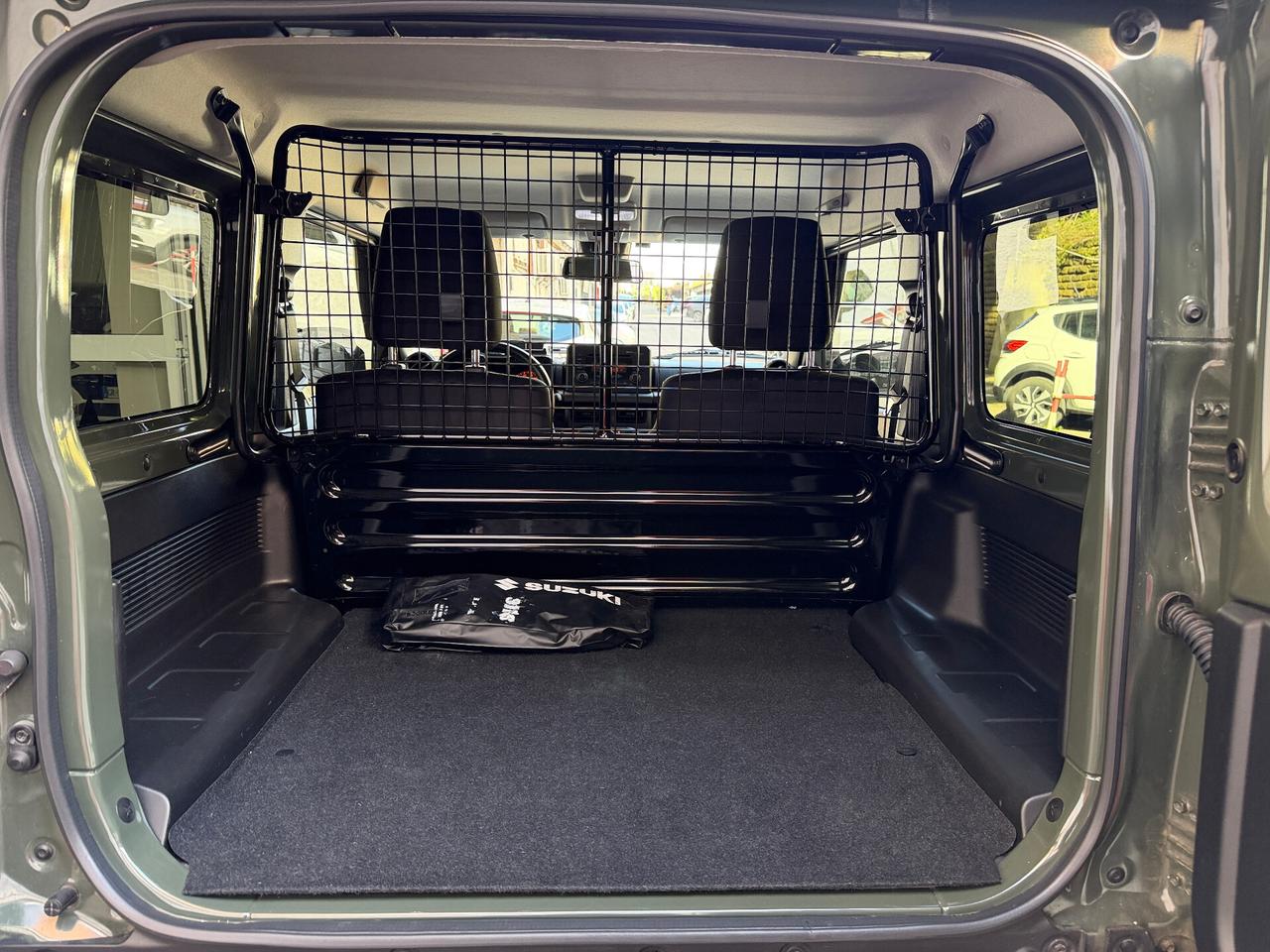 Suzuki Jimny 1.5 5MT PRO Autocarro