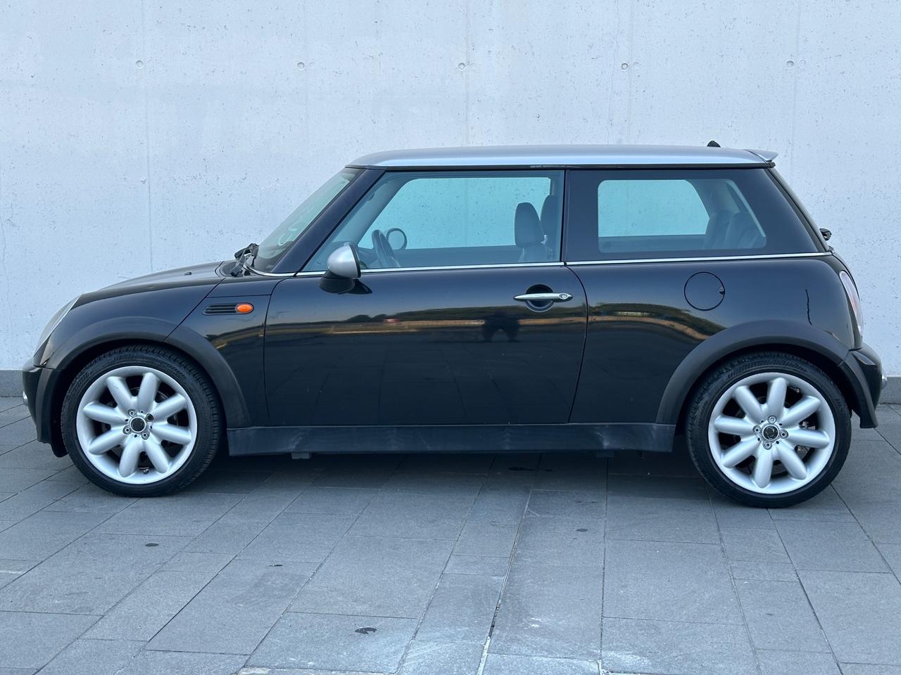 Mini 1.6 16V Cooper Neopatentati