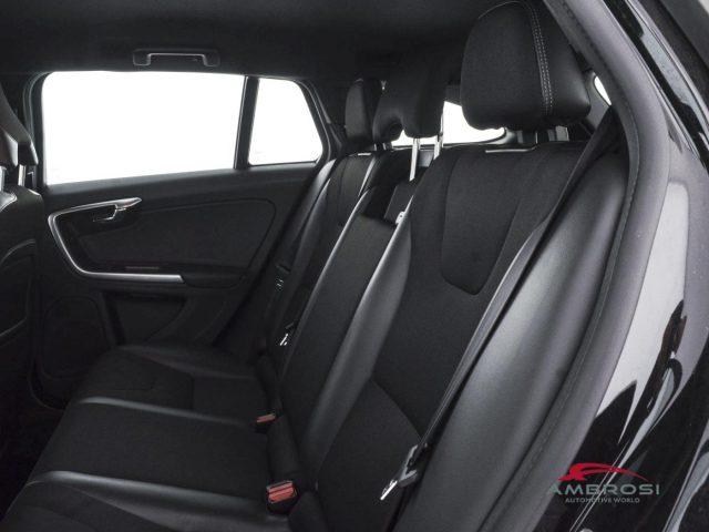 VOLVO V60 D2 Geartronic Momentum