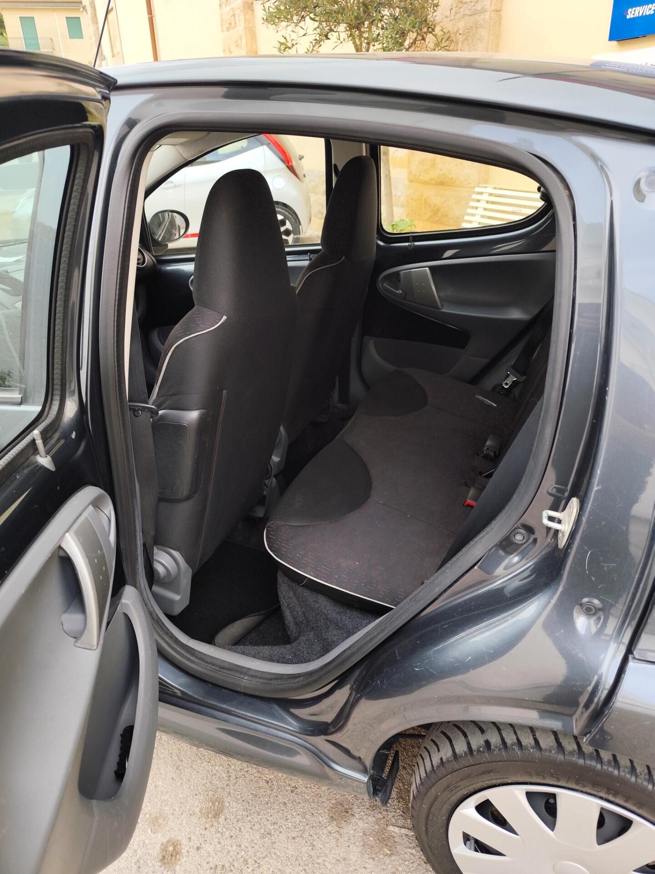 Peugeot 107 1.0 68CV 5p. Active 2Tronic