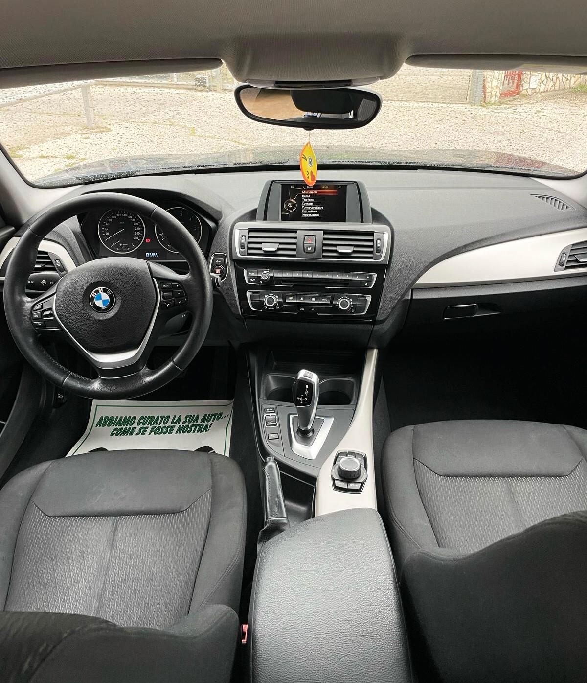 Bmw 116 116d 5p. Urban