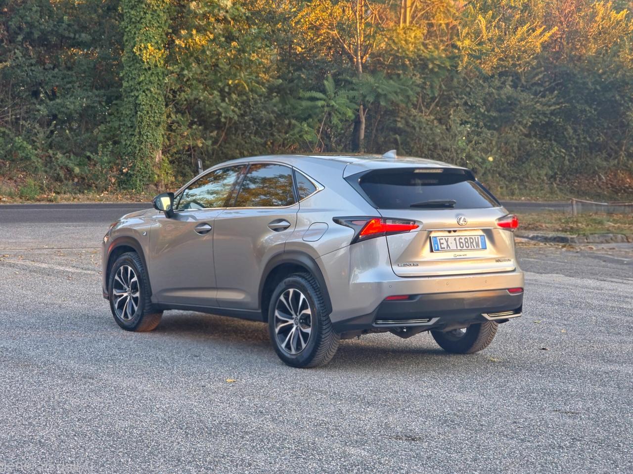 Lexus NX 300h Hybrid 4WD CV-197 F-Sport E6 Automatico 2014