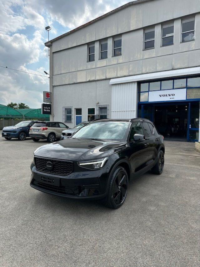 VOLVO XC40 B4 automatico Ultra Black Edition