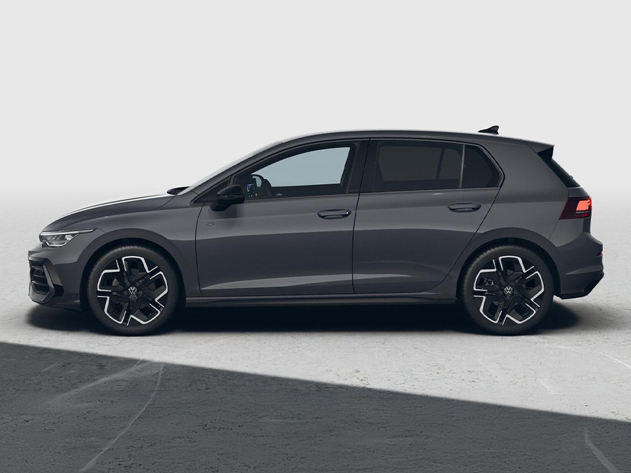 Volkswagen Golf 2.0 tdi r-line plus 150cv dsg