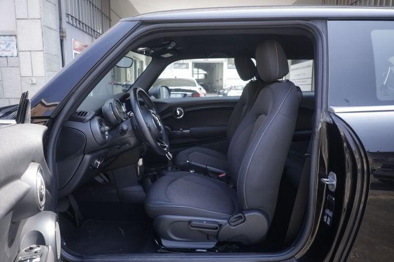 MINI Mini 5 porte Mini 5p 1.5 One BLACK YARD EDITION 102cv 75KW ANNO 2018