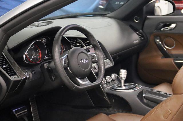 AUDI R8 Spyder 5.2 V10 FSI quattro R tronic