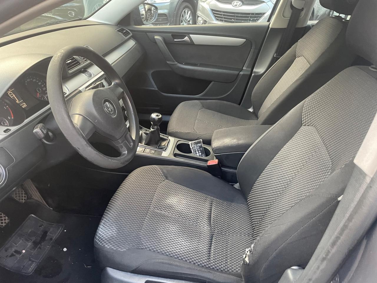Volkswagen Passat 1.6 TDI Comfortline*Neopatentati*Grandinata*