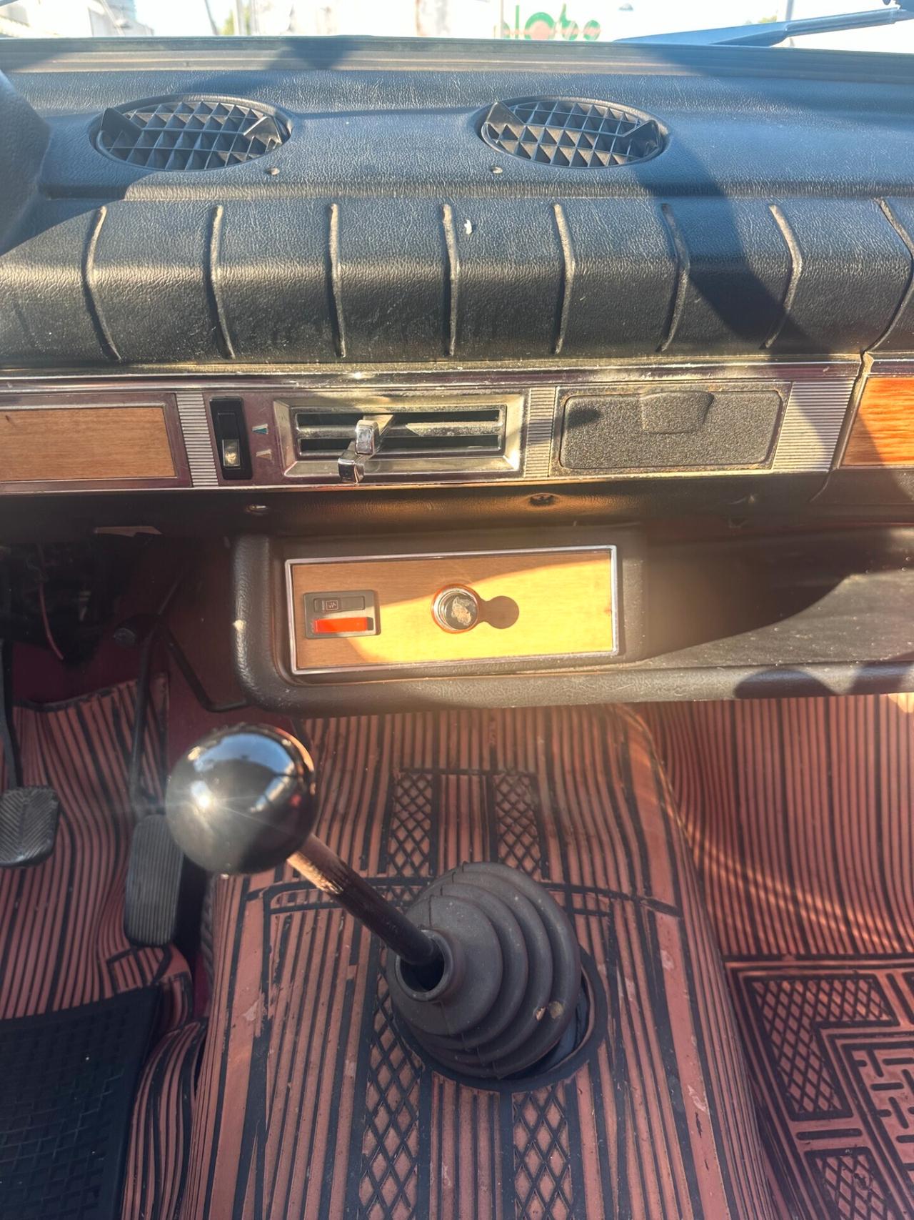 Fiat 124 Coupe 4 PORTE