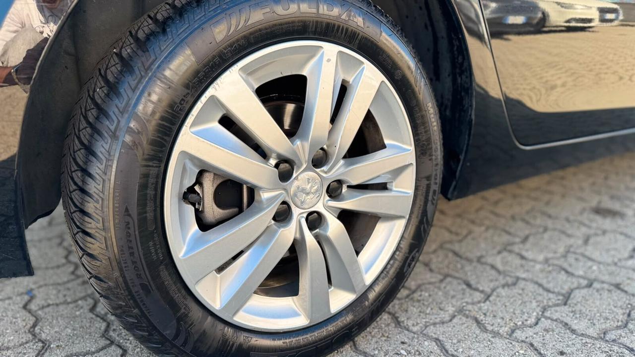 Peugeot 308 BlueHDi 130 S&S EAT8 GT Line