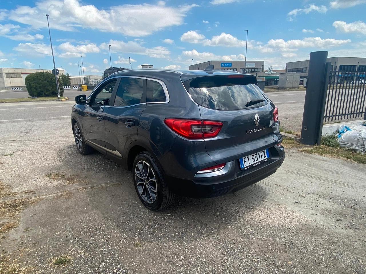 Renault Kadjar TCe 140CV FAP Black Edition