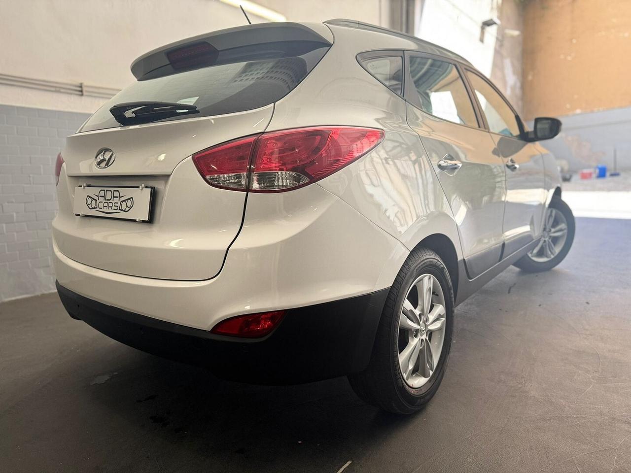 HYUNDAI Ix35 2.0 4WD