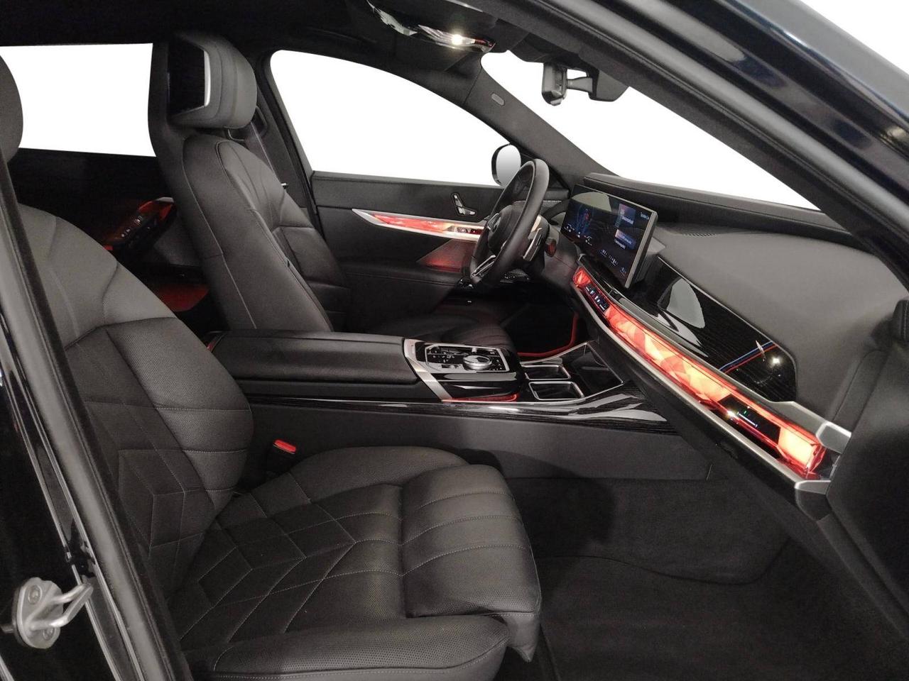 BMW Serie 7 740d xDrive mhev MSport