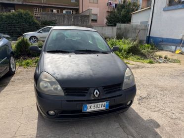 Renault Clio 1.2 16V cat 3 porte Confort Dynamique
