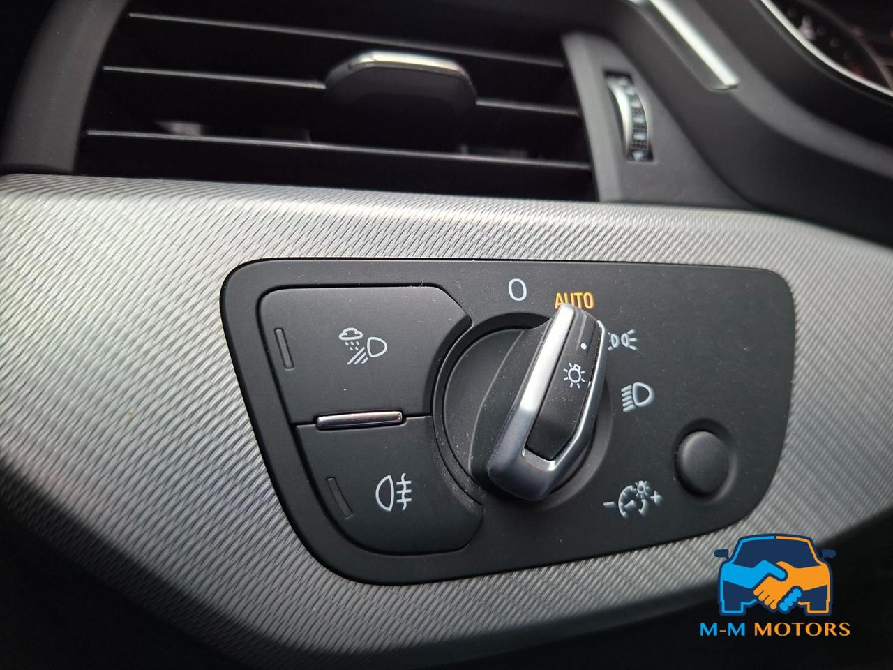 AUDI A4 avant BUSINESS ADVANCE proMMo