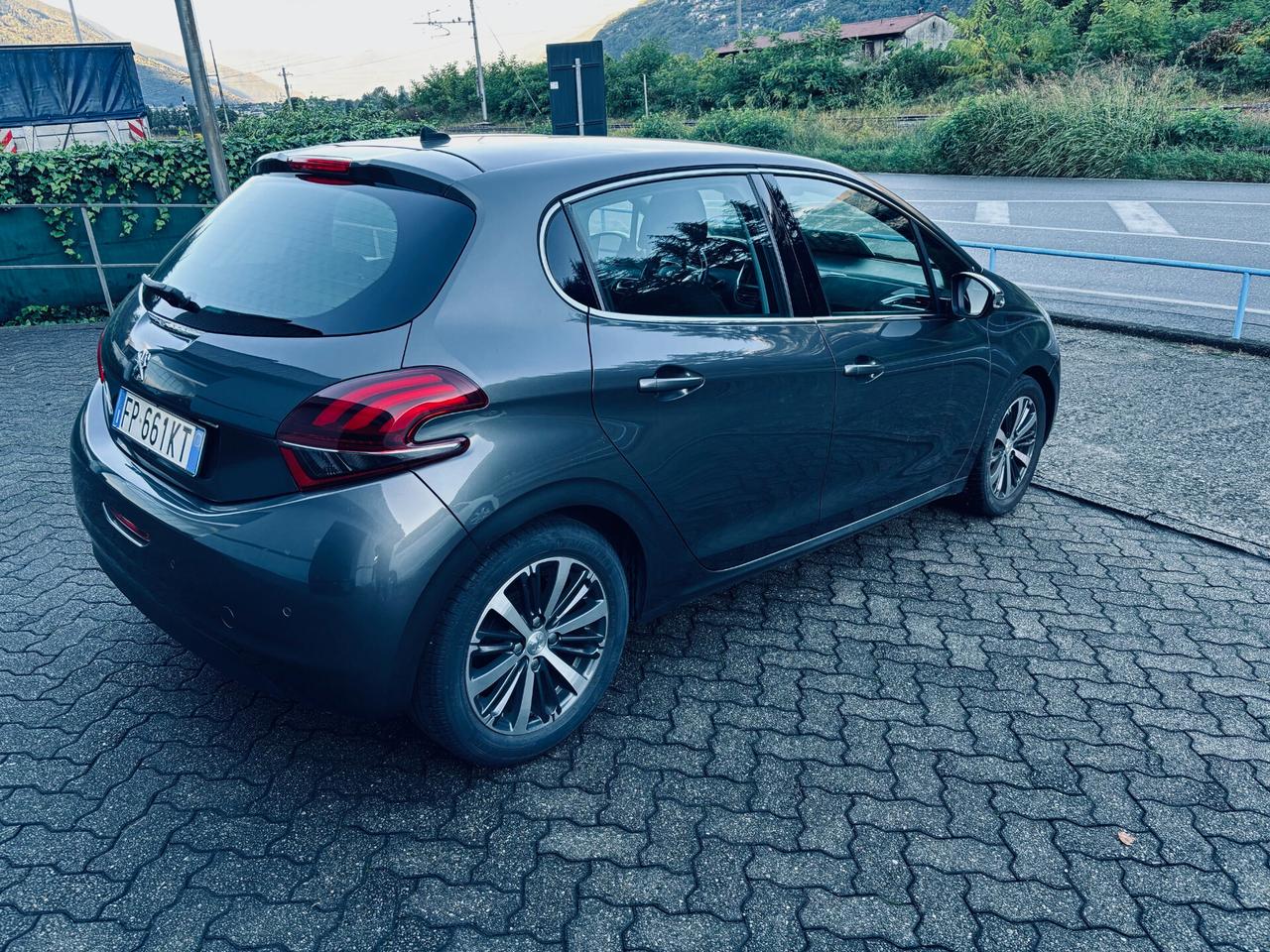 Peugeot 208 PureTech 68 5 porte Active