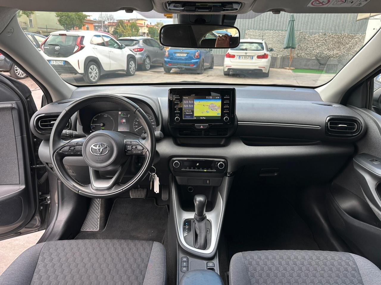 Toyota Yaris 1.5 Hybrid 5 porte Business PREZZO PROMO