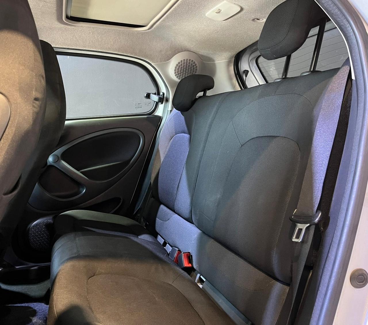 Smart ForFour