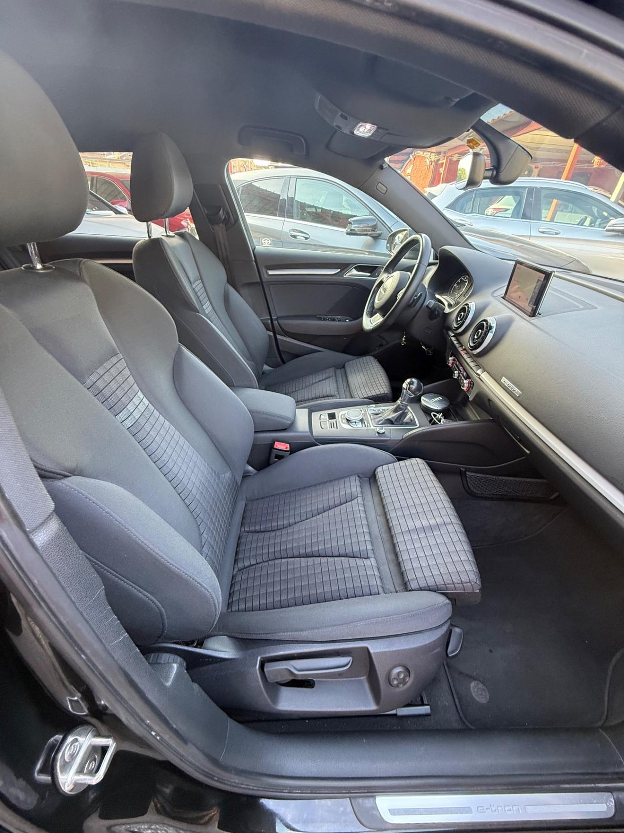 A3 SPB 1.4 TFSI e-tron-( 68 MILA KM )-UNIPRO-RATE-