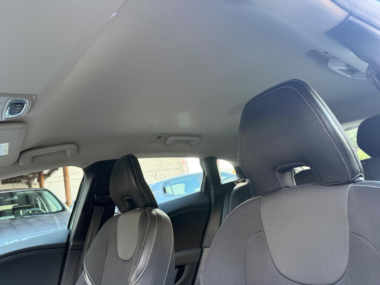 Volvo V40 D3 R-design Kinetic UNICO PROPRIETARIO