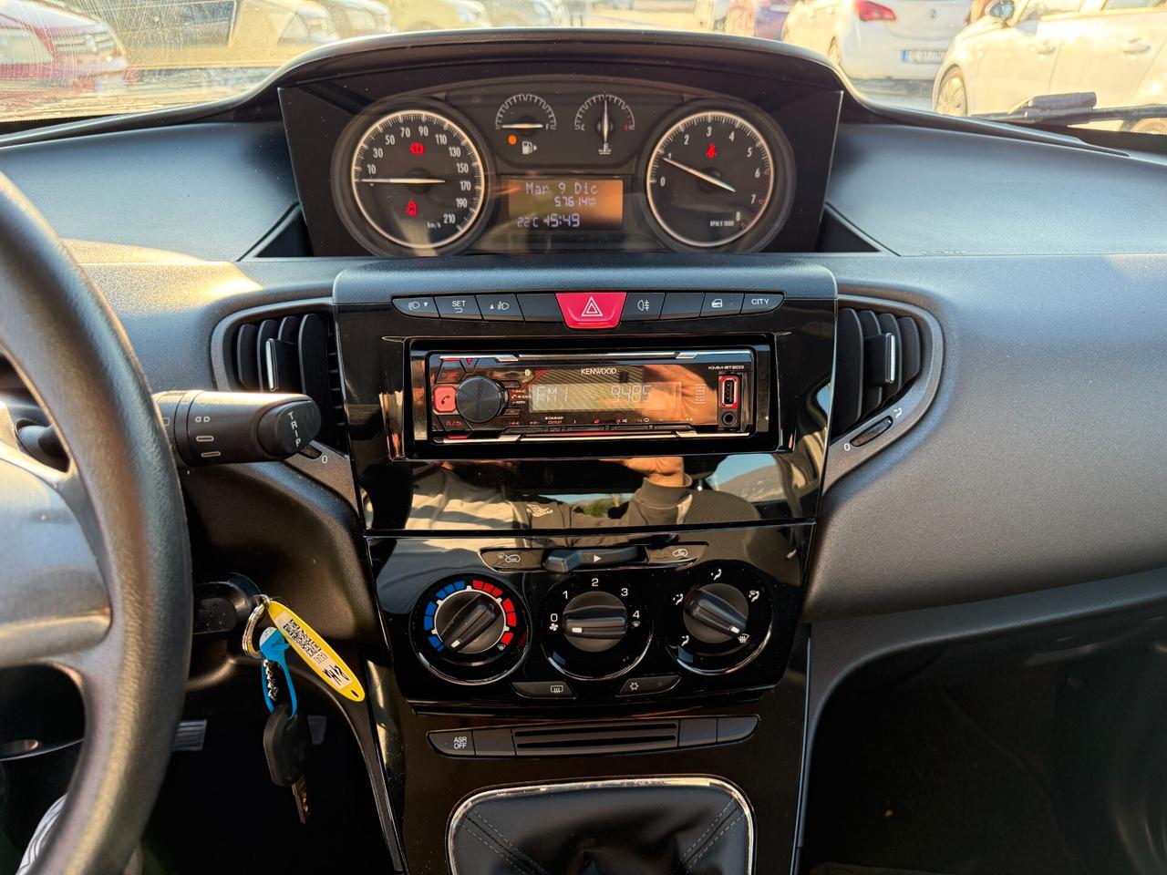 LANCIA YPSILON 2017 1.2 BENZINA 69 CV * 57.000 KM