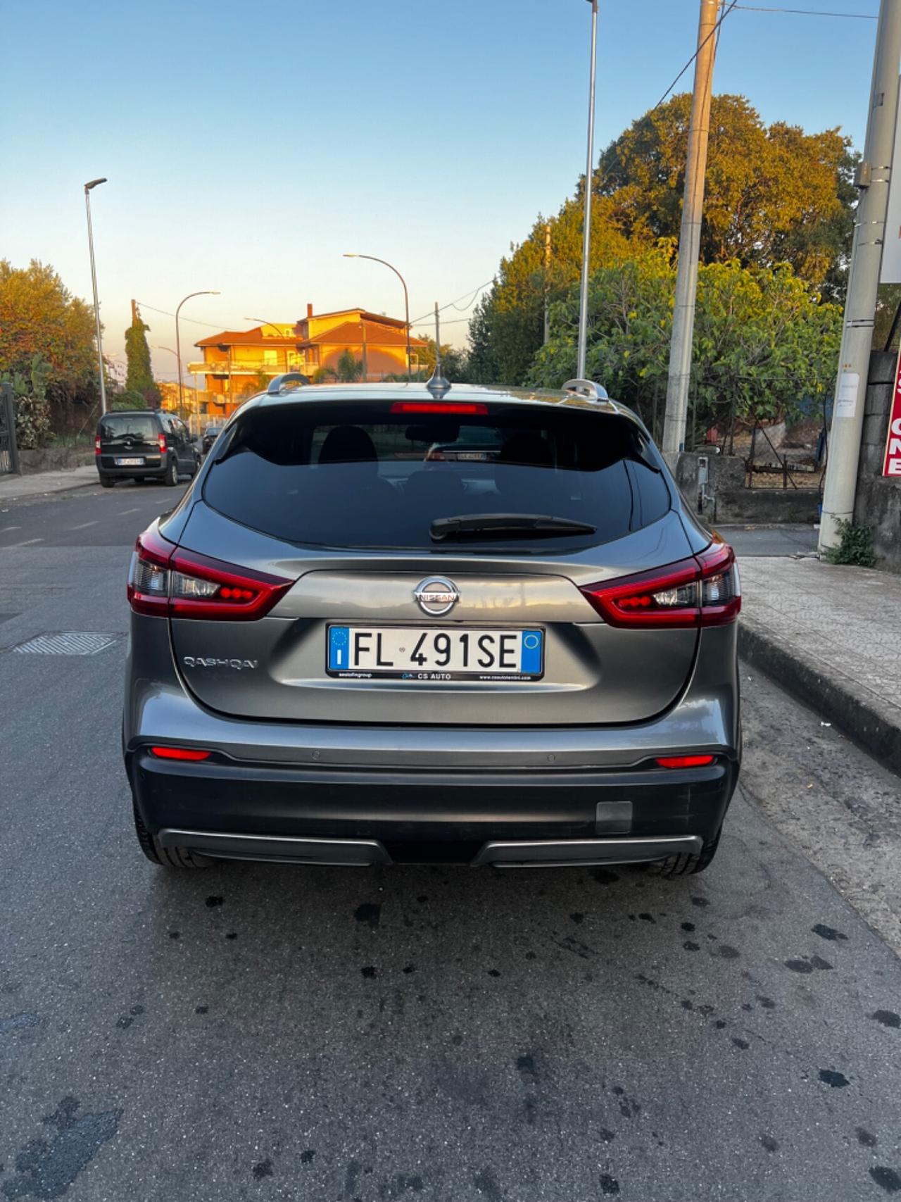 Nissan Qashqai 1.5 dCi Tekna tetto apribile