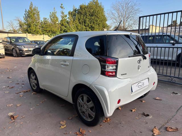 TOYOTA iQ 1.0 CVT Sol