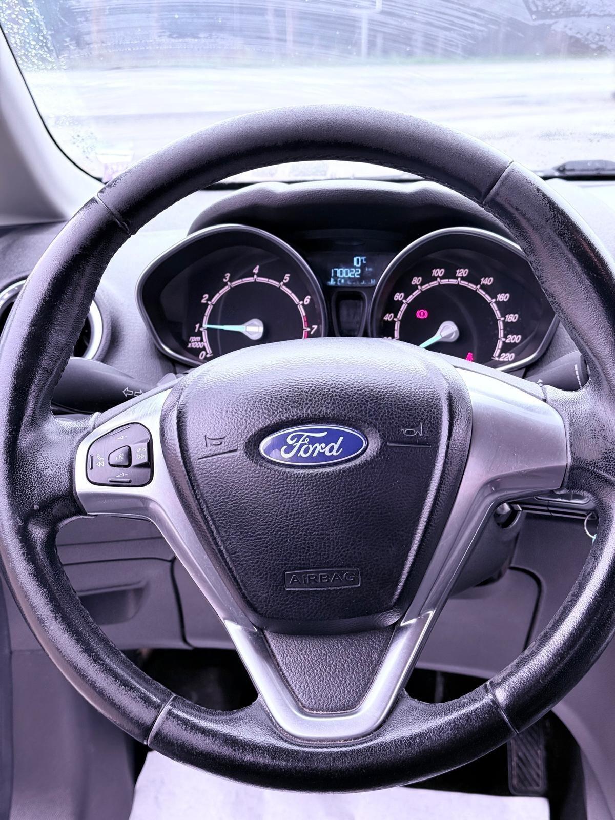 Ford Fiesta 1.4 5p. Bz.- GPL Titanium Ok neopatentati